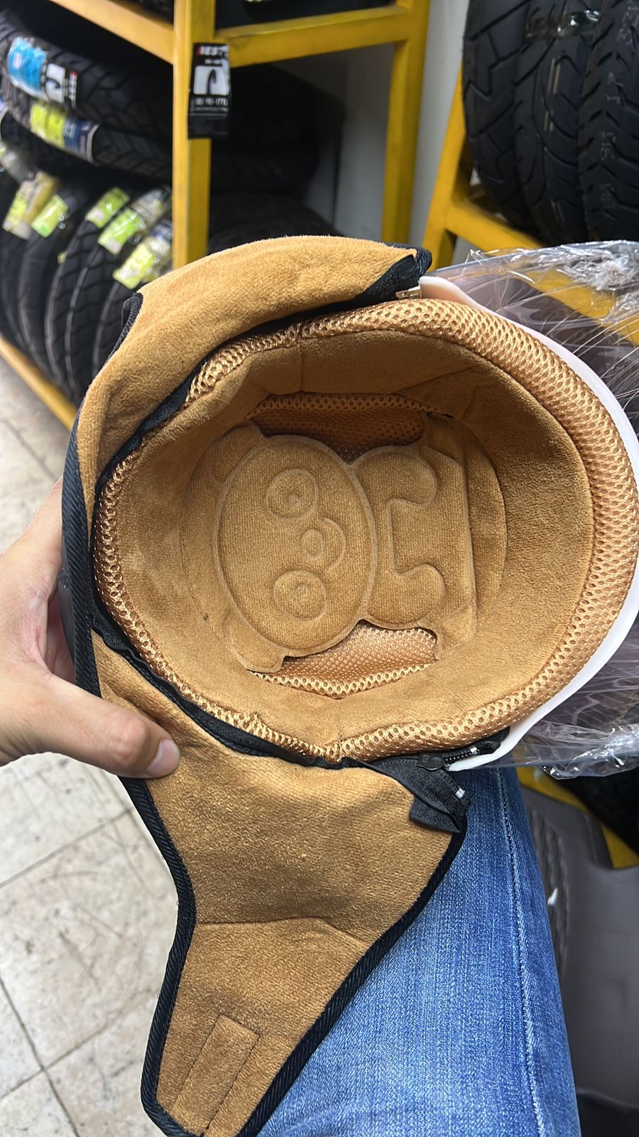 Chaleco Premium Kuromi + casco
